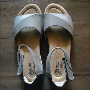 Earth Spirit Gel Cushion Sandals